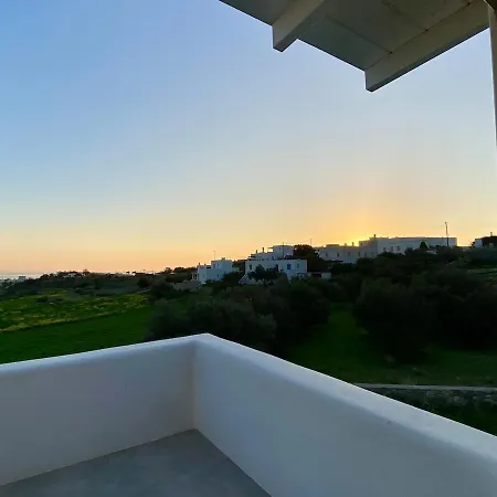 Lizzy's Escape 1st Floor * Alikí