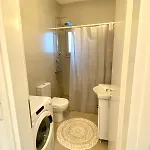 Lizzy's Escape 1st Floor Prázdninový dům Alikí